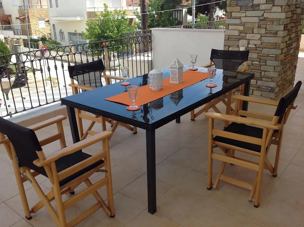 ***** بيت ضيافة Neaktion Apartments نيكيتي اليونان